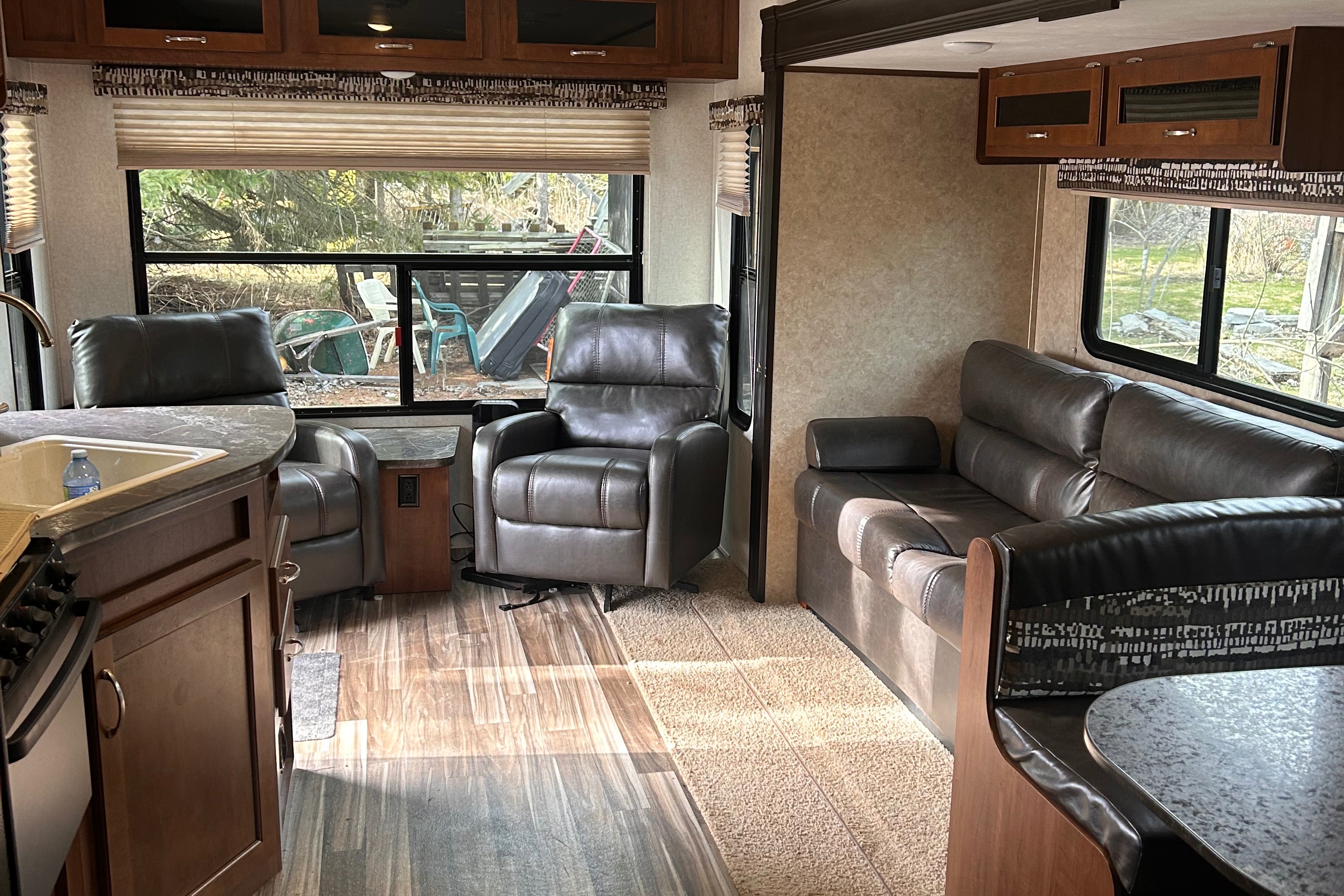 Brandon's Jayflight 265rlsw Travel Trailer