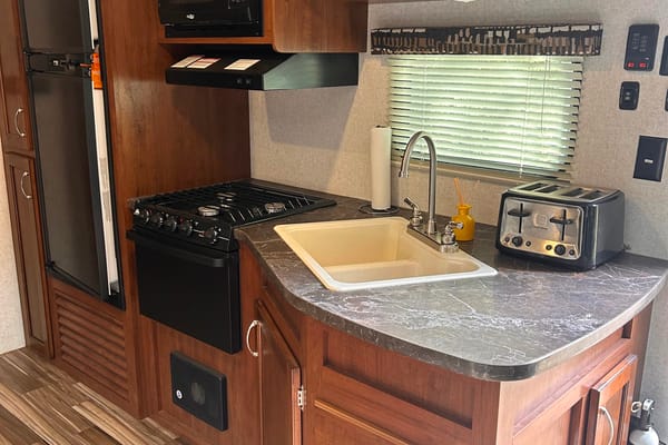 Brandon's Jayflight 265rlsw Travel Trailer
