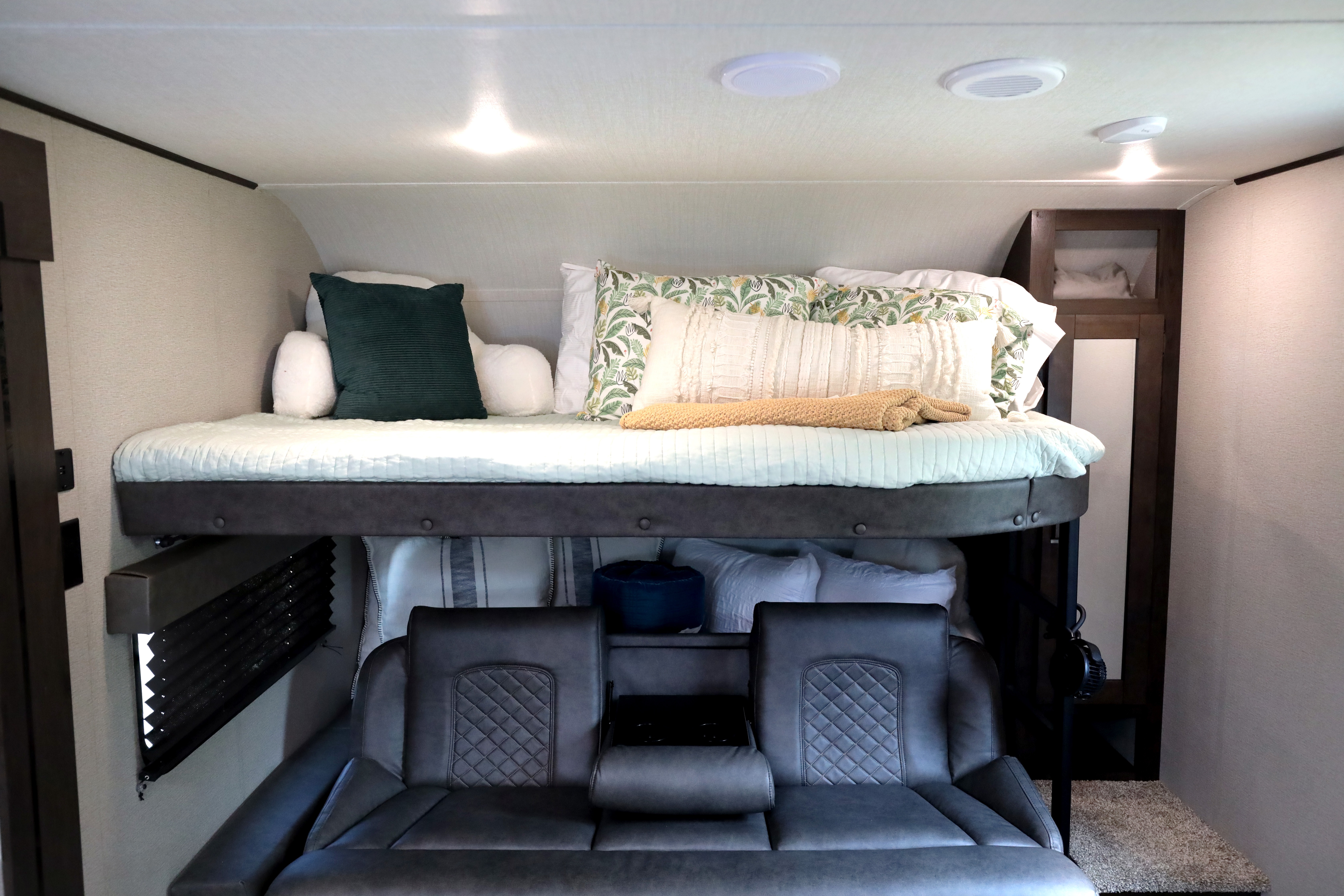 Say hello to "Loyal"! Our 22 Grand Design 251BH! Located near Table Rock Lake, Branson Missouri & Lake Of The Ozarks