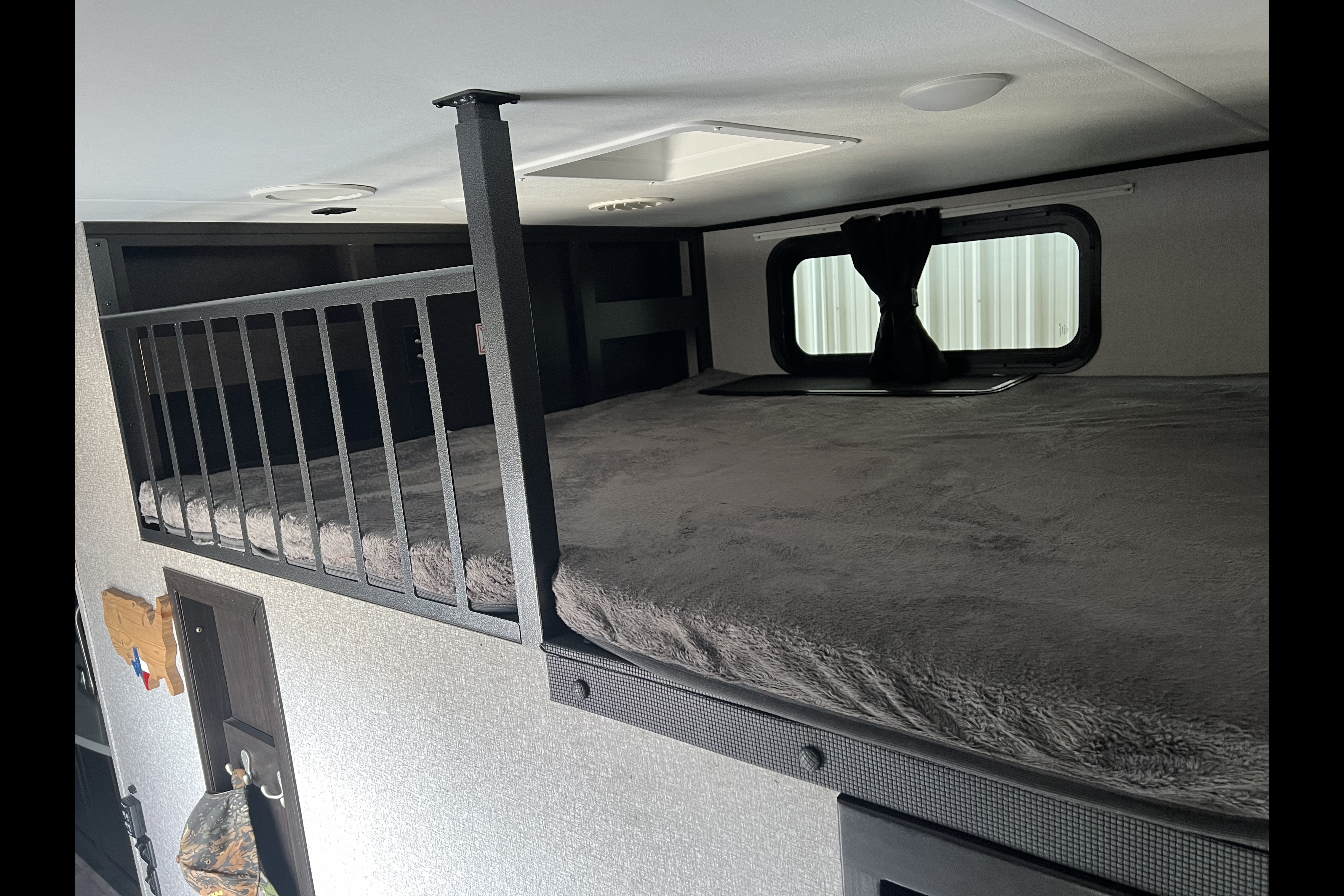 Zach Open RangeRV 371mbh Fifth Wheel