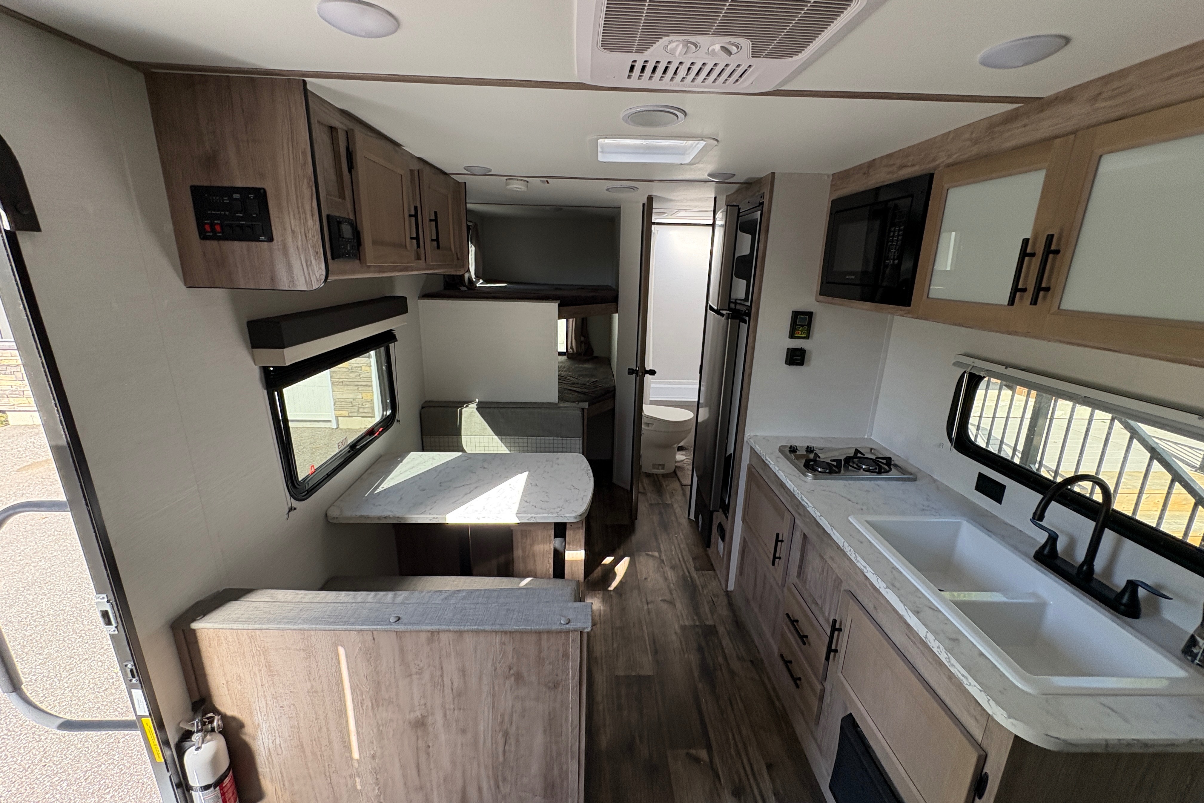 Robert's Gulf Stream Grand River Travel Trailer