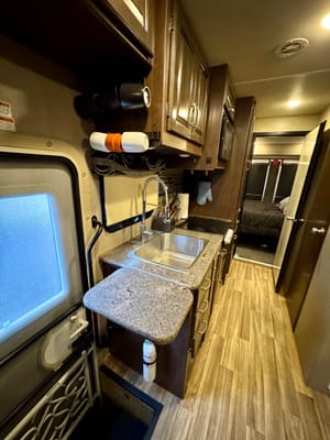 NYK Adventure Bus Thor Motor Coach Outlaw 29J Class C