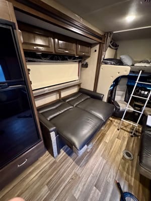 NYK Adventure Bus Thor Motor Coach Outlaw 29J Class C