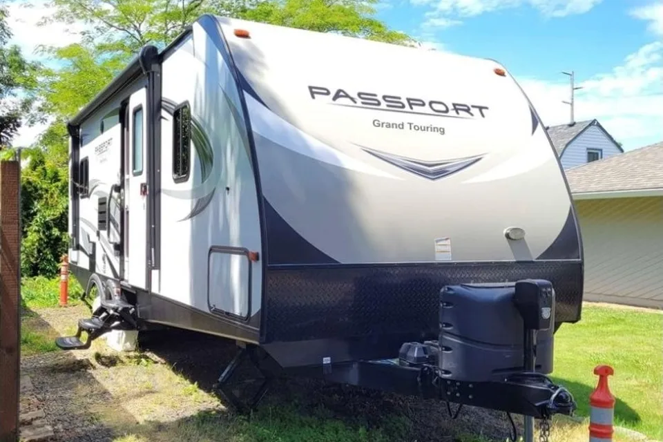 Art's Keystone Passport Grand Touring Ultra Lite Travel Trailer