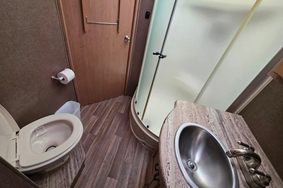 Meet "Betty" - 2018 Thor Ace Motorcoach