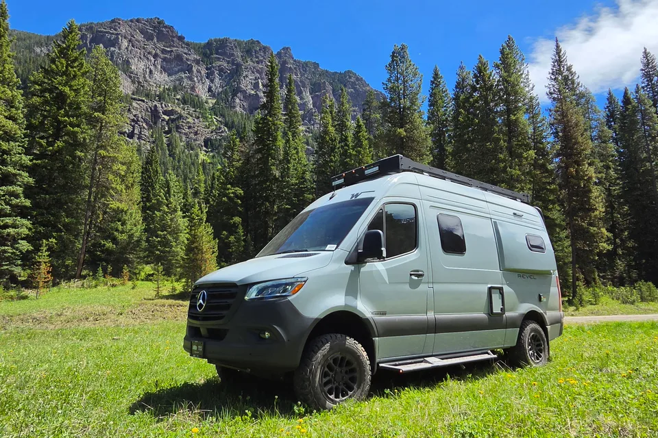 2026 AWD Winnebago Revel 44E "Barney" - UNLIMITED MILES - Starlink - MONTANA