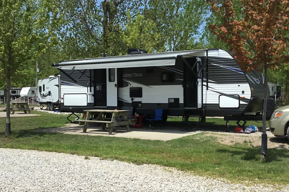 Sarah's Dutchmen Aspen trail 2790BHS Travel Trailer