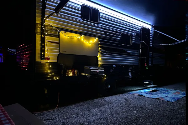 Downtime RV - Brand New & Easy to Tow