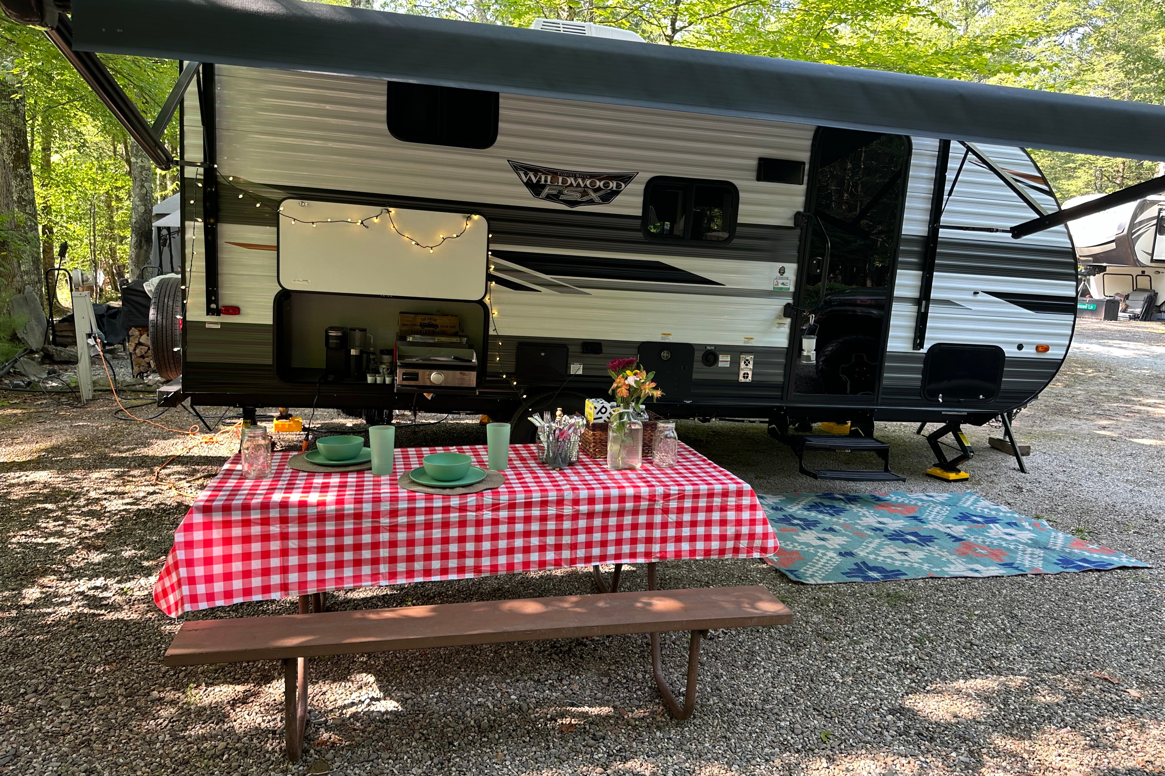 Downtime RV - Brand New & Easy to Tow