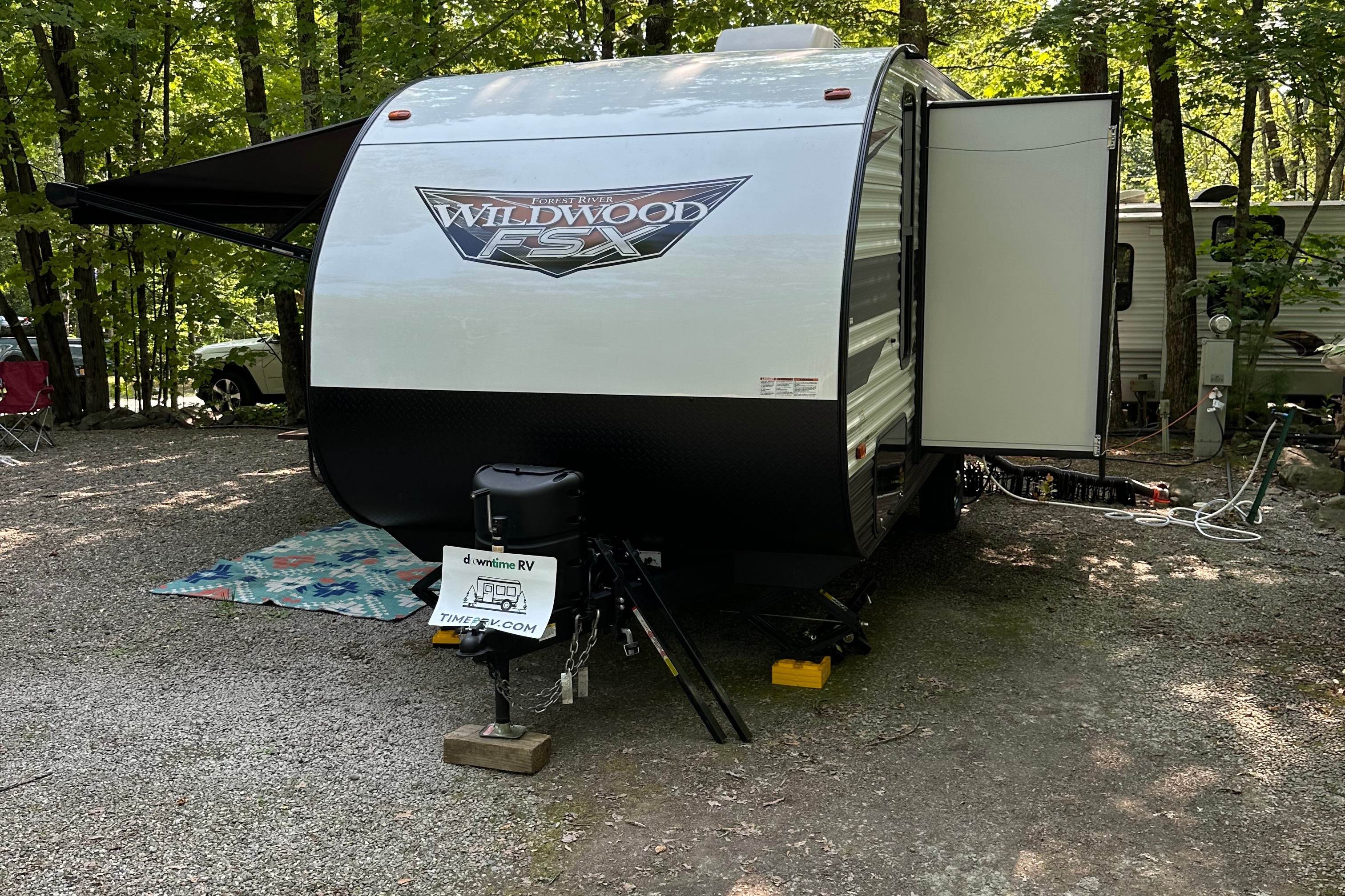 Downtime RV - Brand New & Easy to Tow