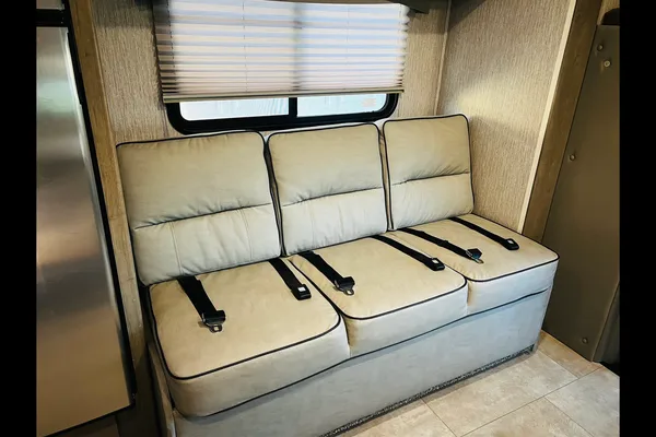 The Lander | Spacious Family Adventure RV!
