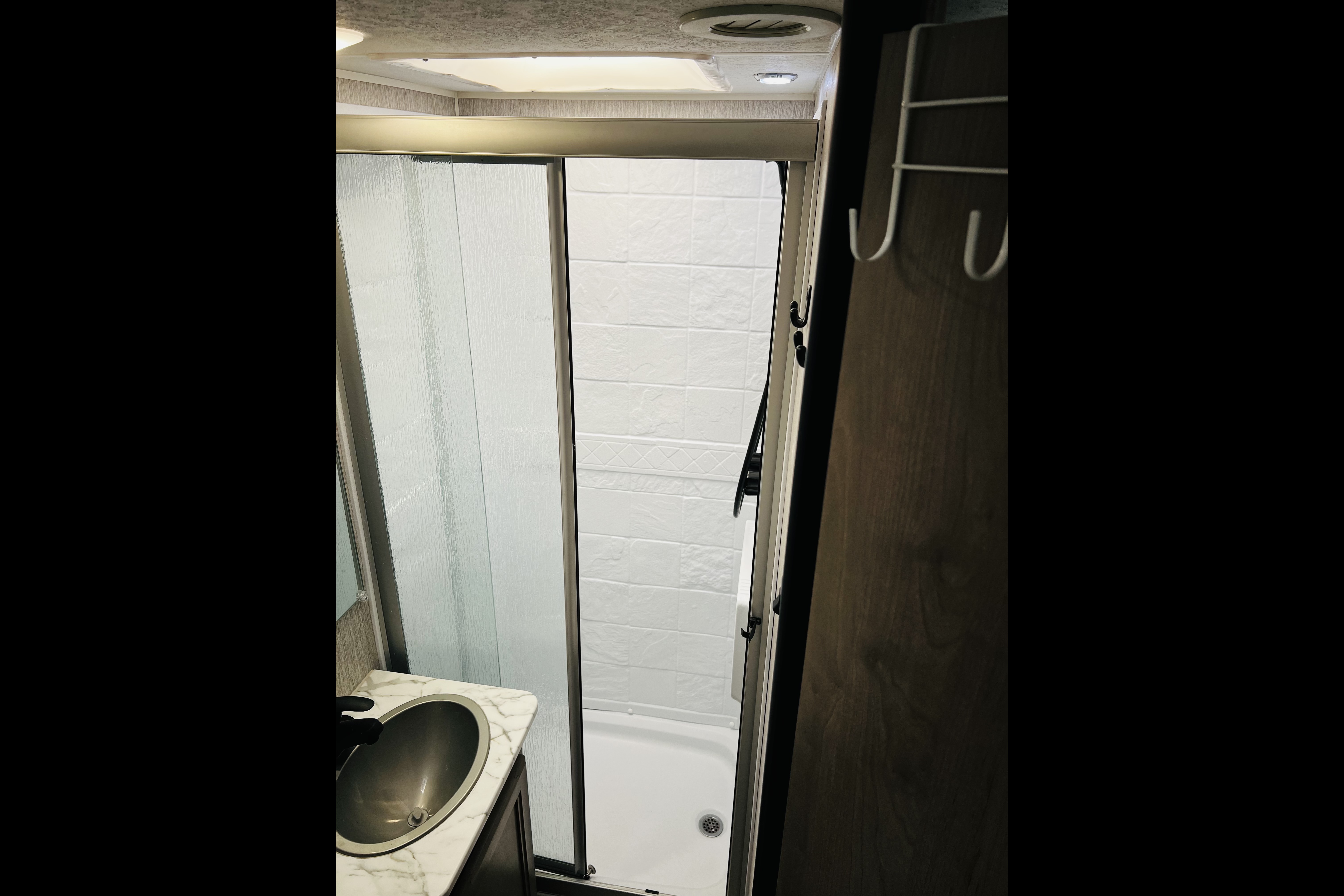 The Lander | Spacious Family Adventure RV!