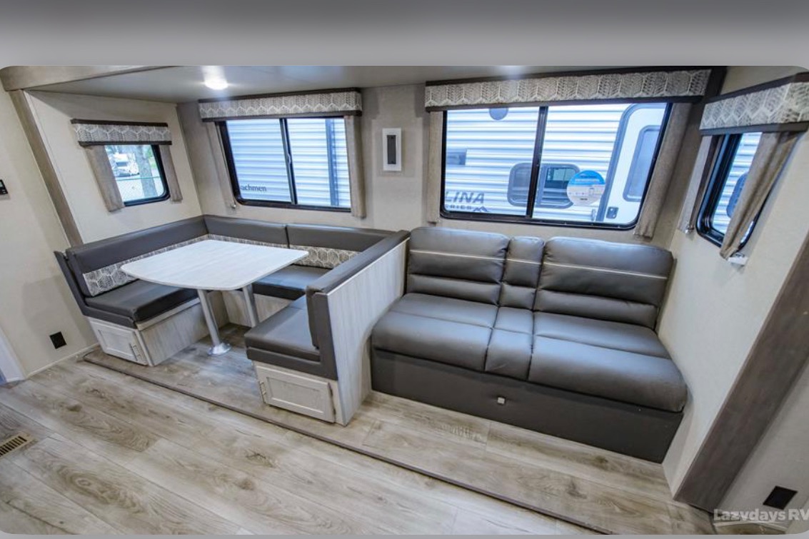 Portzen’s Luxury Travel Trailer for 9