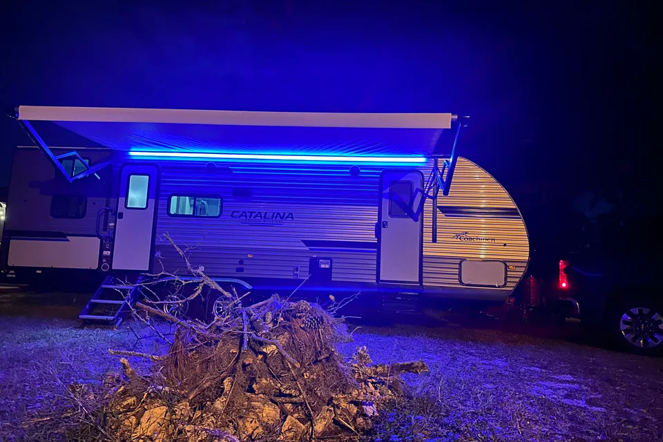 Portzen’s Luxury Travel Trailer for 9