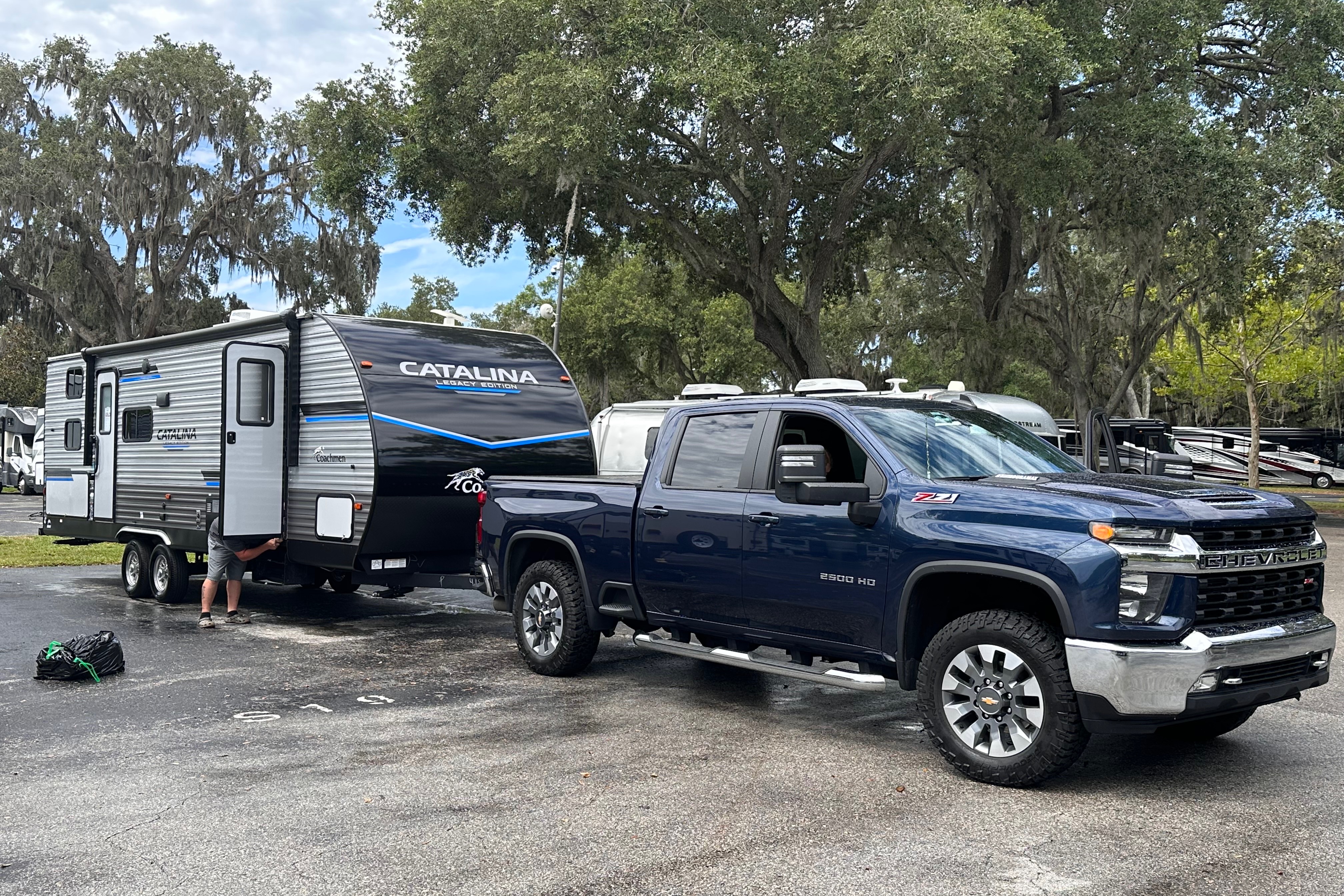 Portzen’s Luxury Travel Trailer for 9