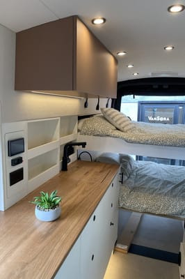 VanSora Ford Transit Classe B