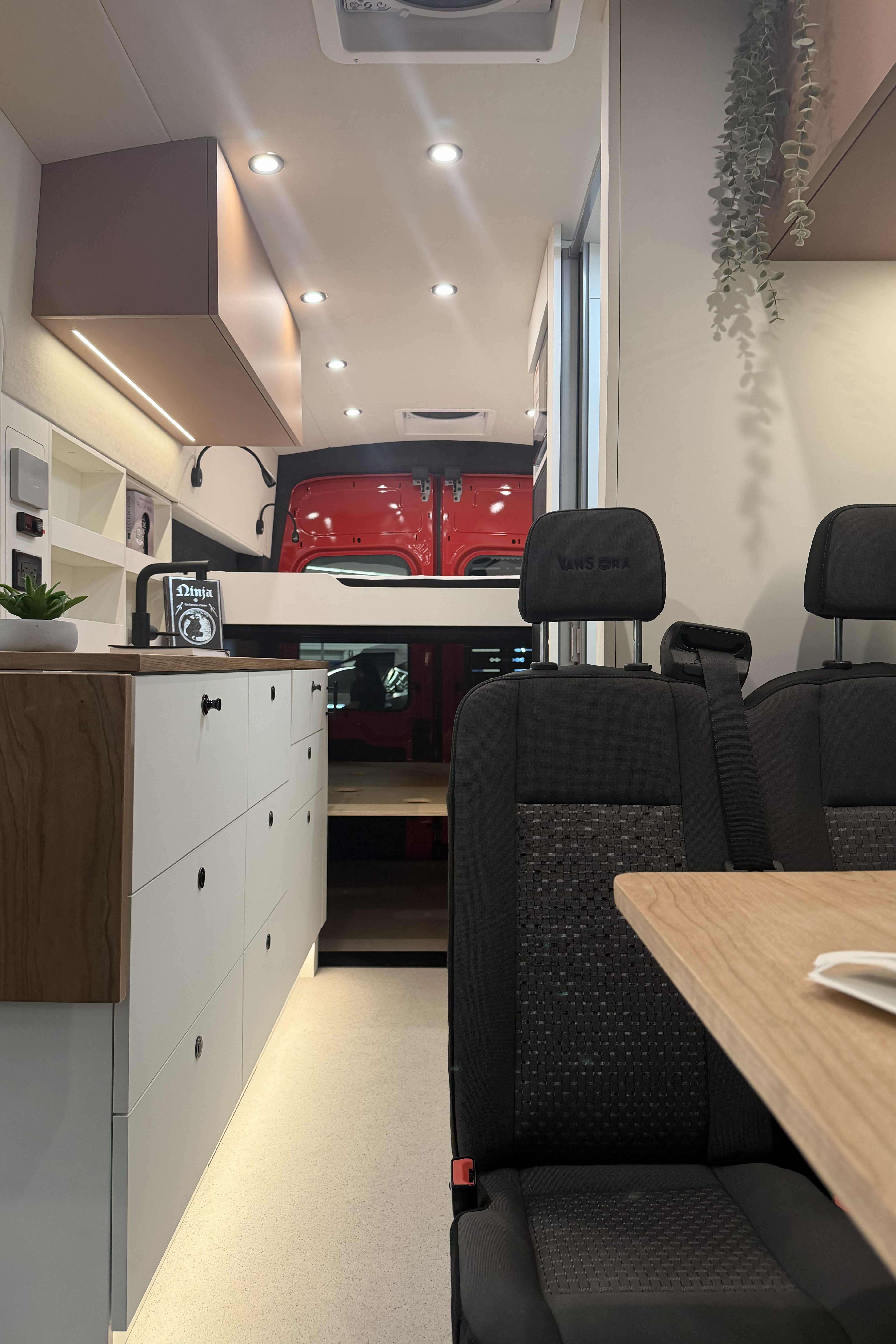 VanSora Ford Transit Classe B