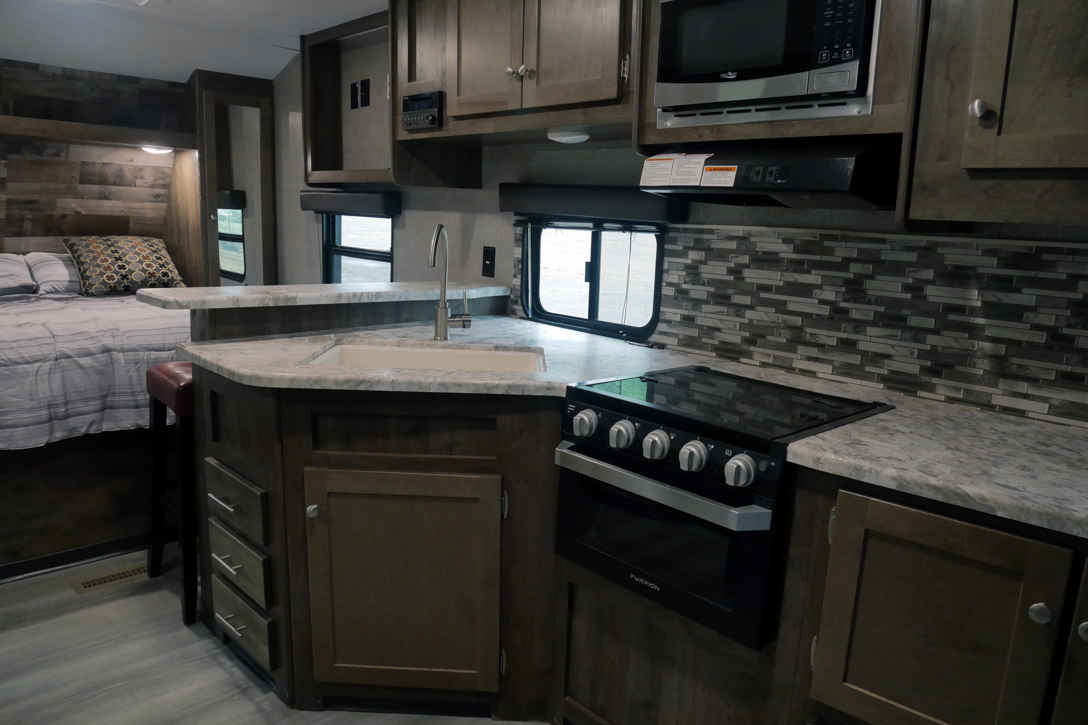 Raven Cliffs Delivered and Setup only, Dutchmen Aspen Trail