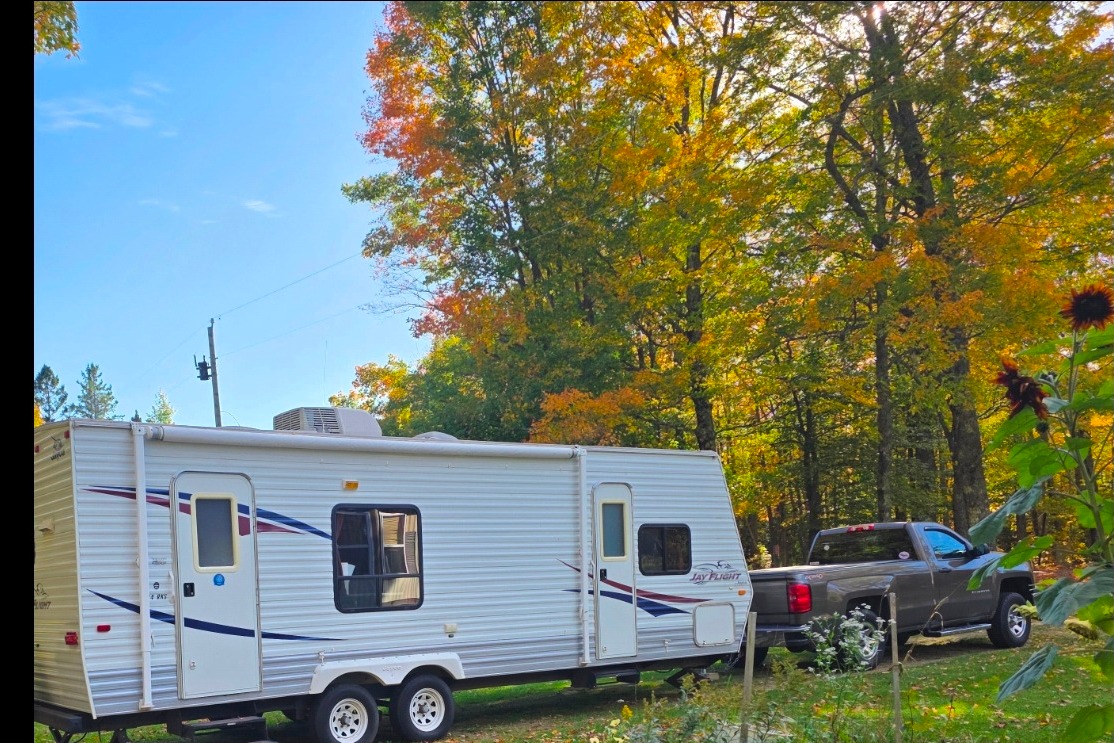 Mindy 's Jayco Jay flight 24' Travel Trailer