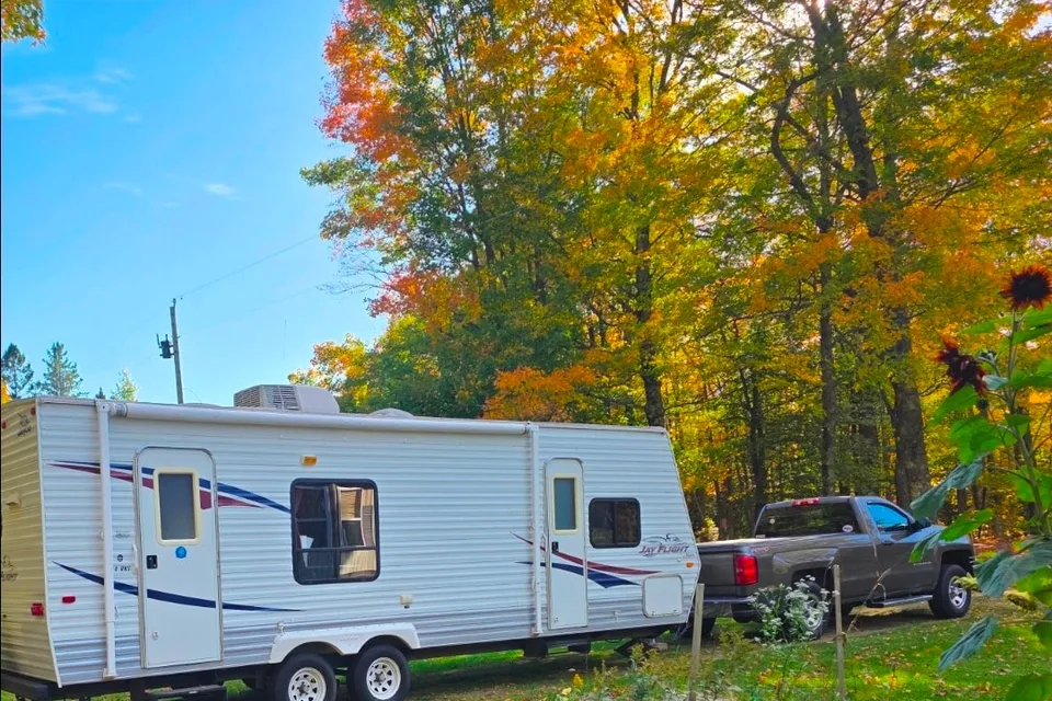 Mindy 's Jayco Jay flight 24' Travel Trailer