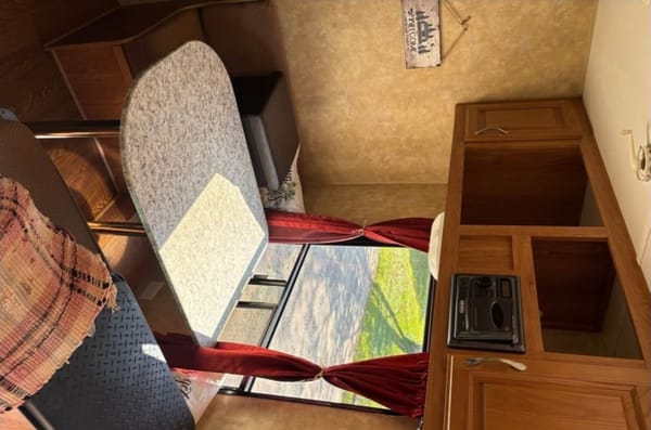 Mindy 's Jayco Jay flight 24' Travel Trailer