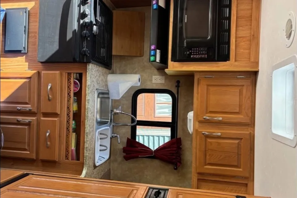 Mindy 's Jayco Jay flight 24' Travel Trailer