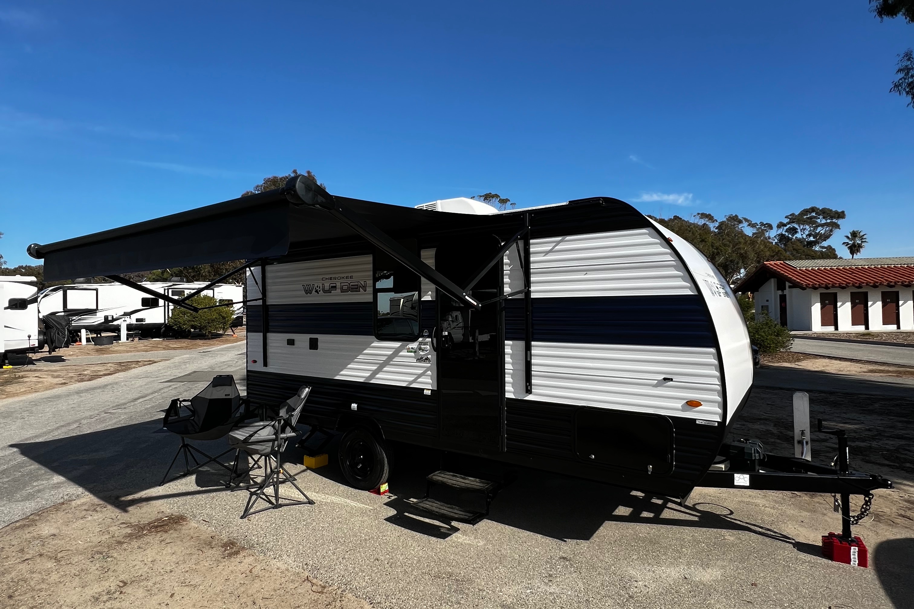 **Brand New**2024 Forest River Wolf Den Light Weight Travel Trailer
