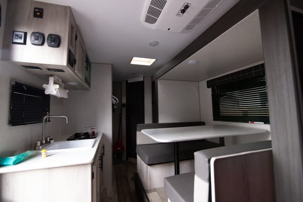 melyssa's K Z INC SPORTSMEN CLASSIC Travel Trailer
