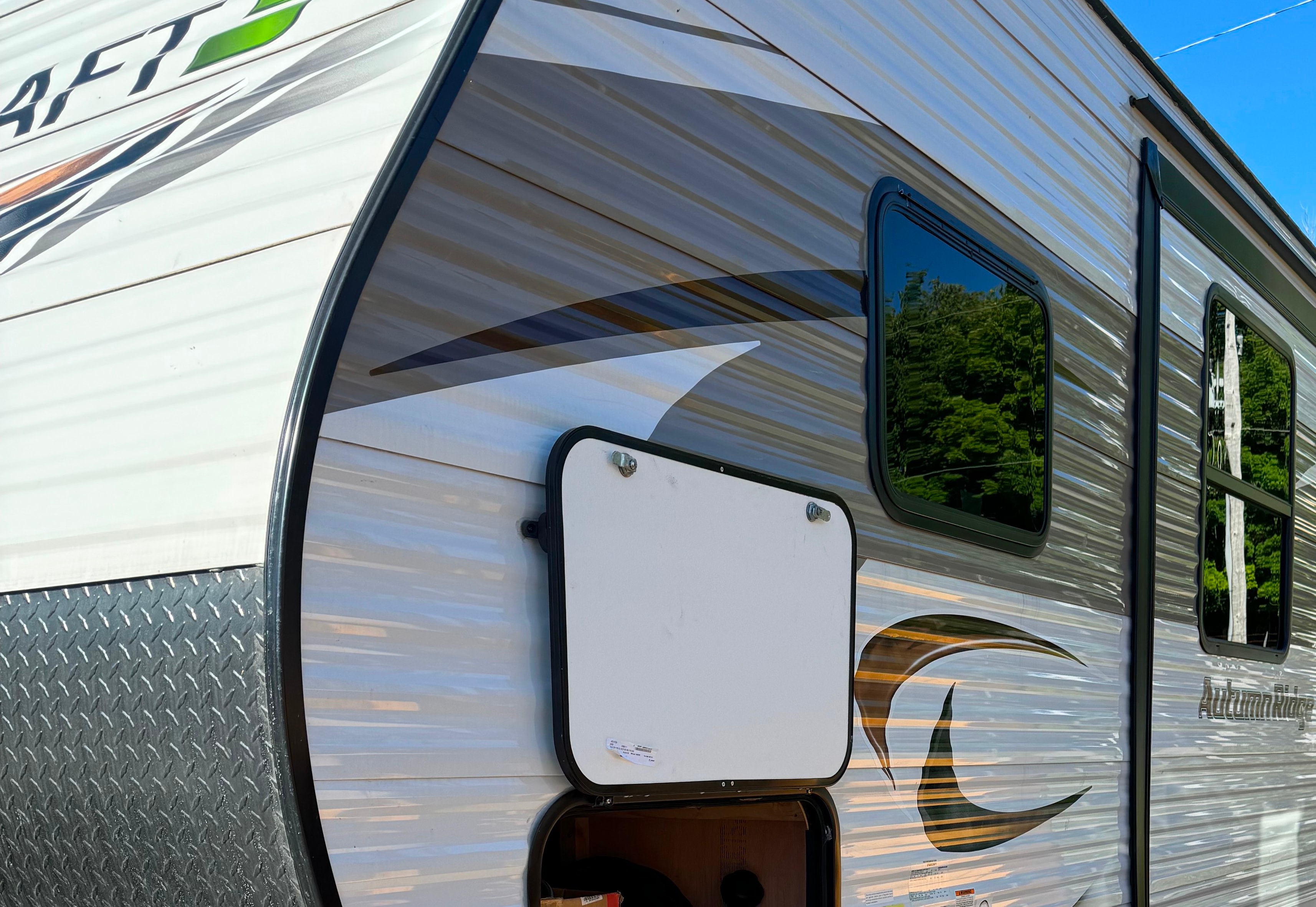 Nanda’s cozy Rv trailer