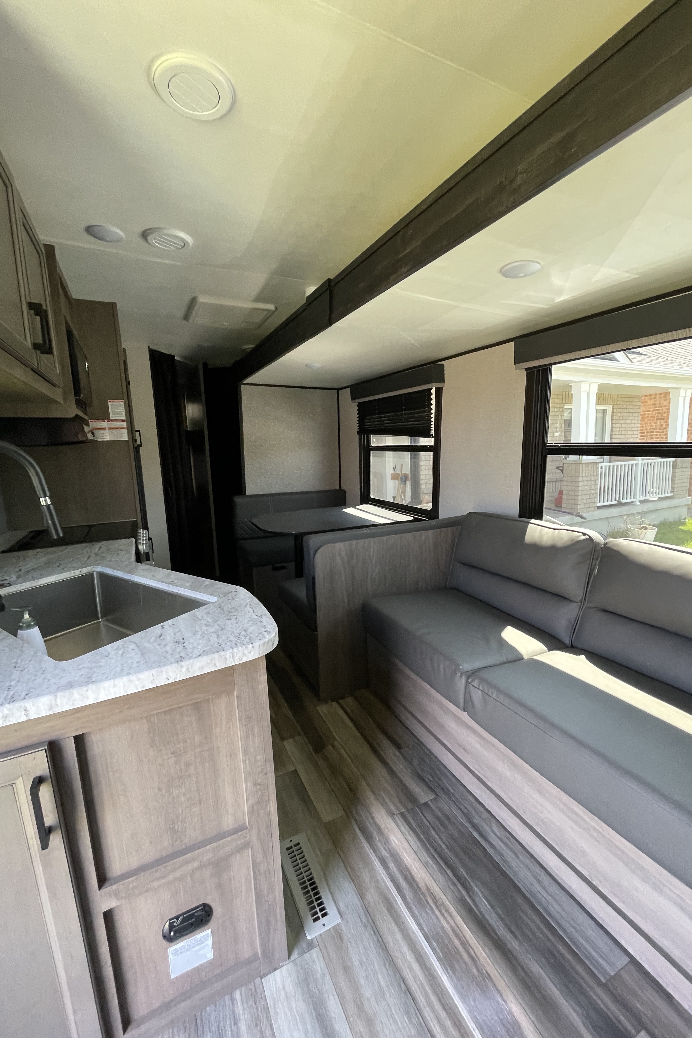 Nanda’s cozy Rv trailer