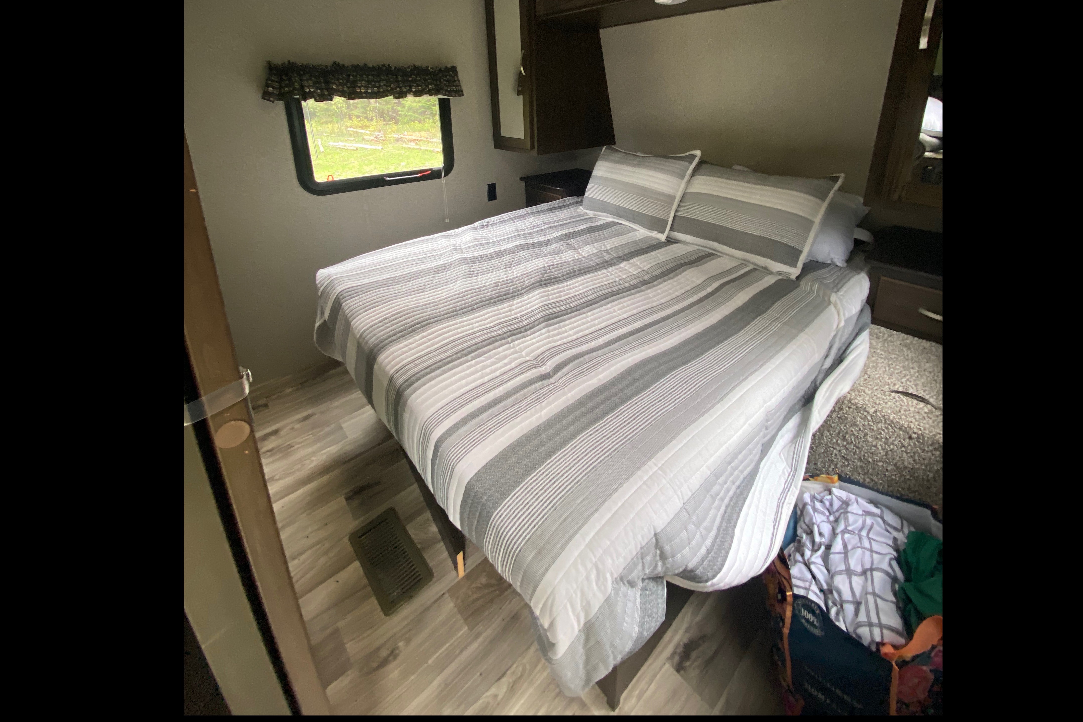 Darryn's Keystone 2018 Springdale 240BHWE Travel Trailer