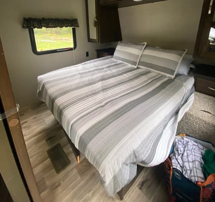 Darryn's Keystone 2018 Springdale 240BHWE Travel Trailer