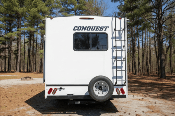 C06 - 10 Person w/ Bunk- The RV Rental Factory