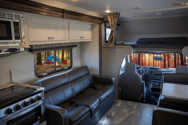 C06 - 10 Person w/ Bunk- The RV Rental Factory