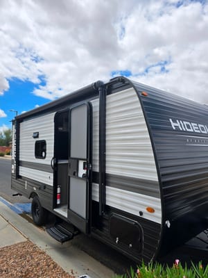 firas 's Keystone Hideout Sport Travel Trailer