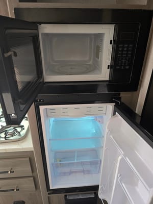 firas 's Keystone Hideout Sport Travel Trailer