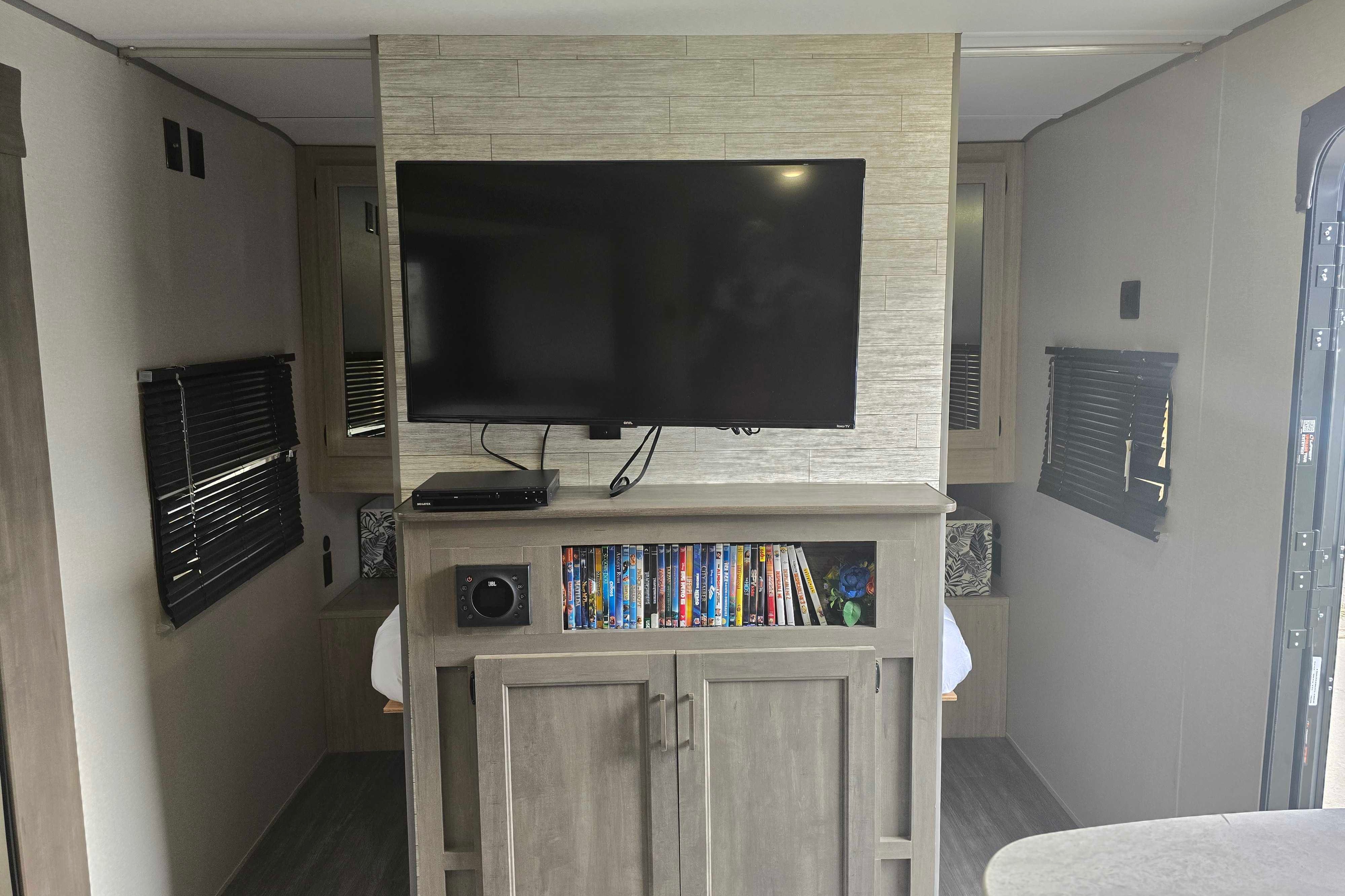 J&J Rv Rentals Forest River