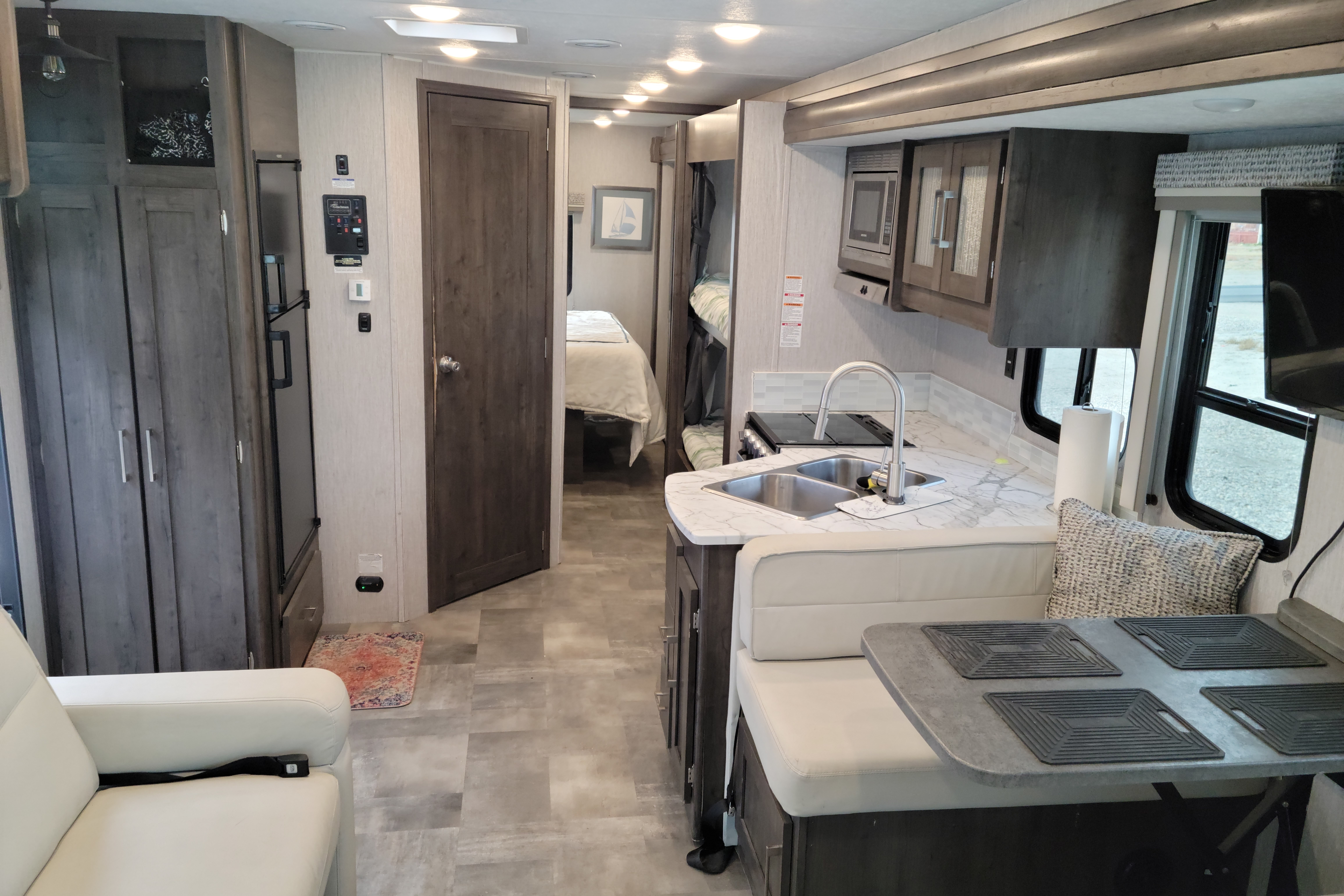 Family Friendly Coachmen Pursuit Class A