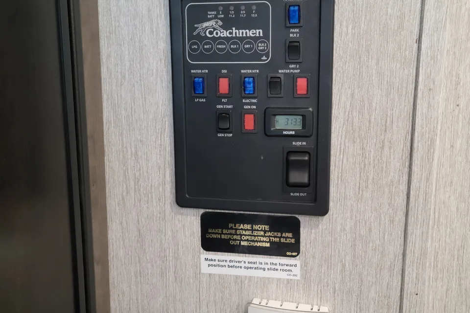 Family Friendly Coachmen Pursuit Class A