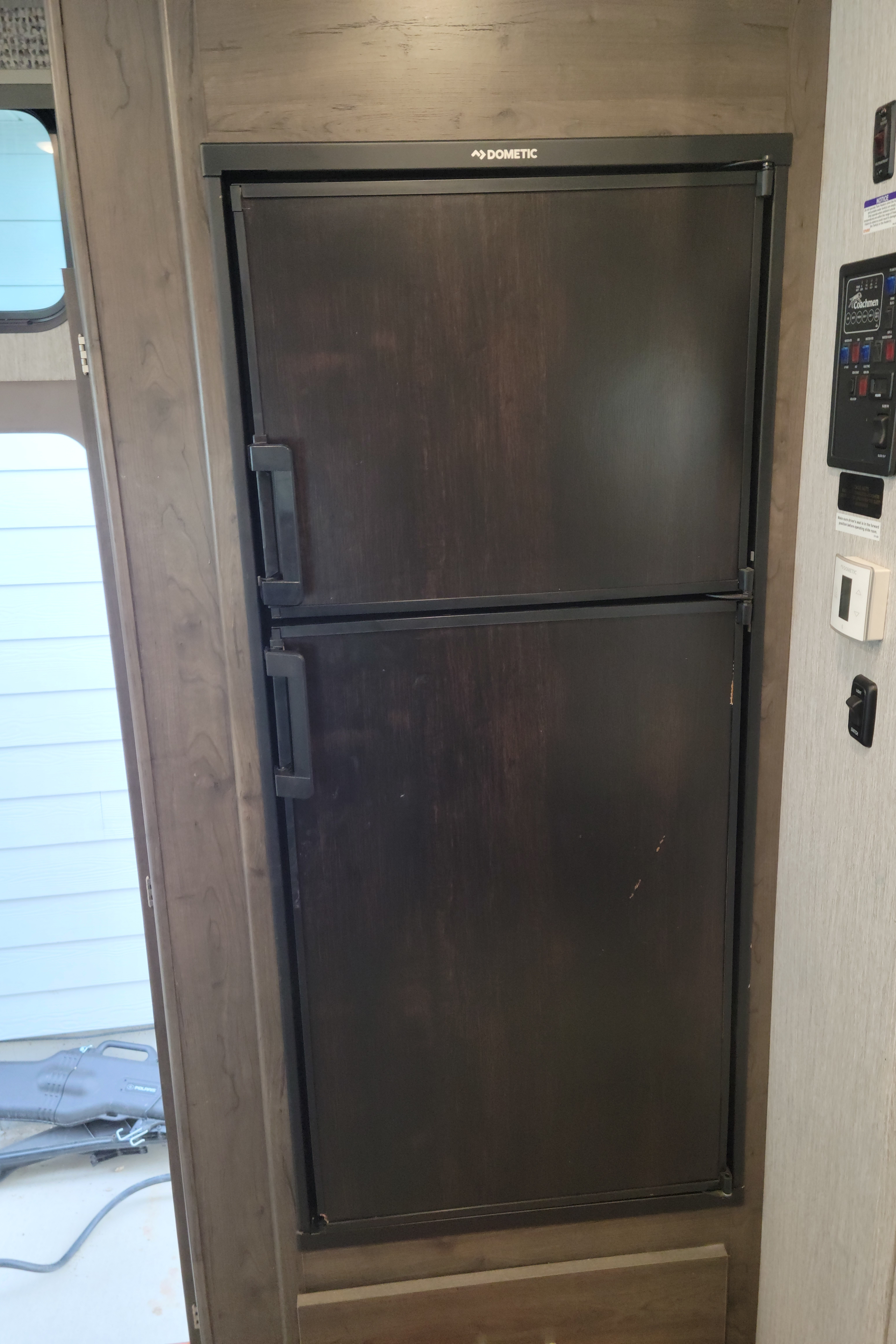 Family Friendly Coachmen Pursuit Class A