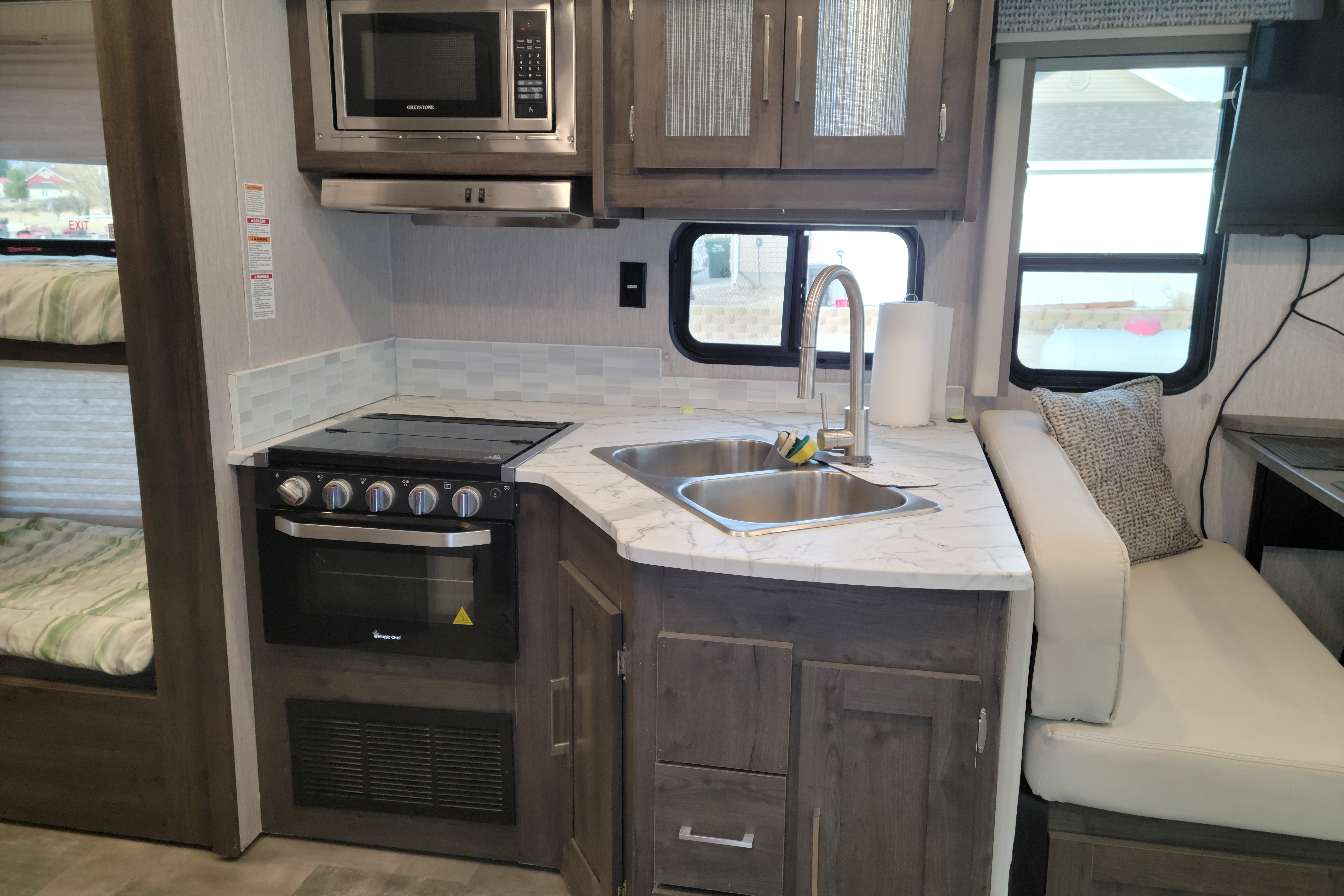 Family Friendly Coachmen Pursuit Class A