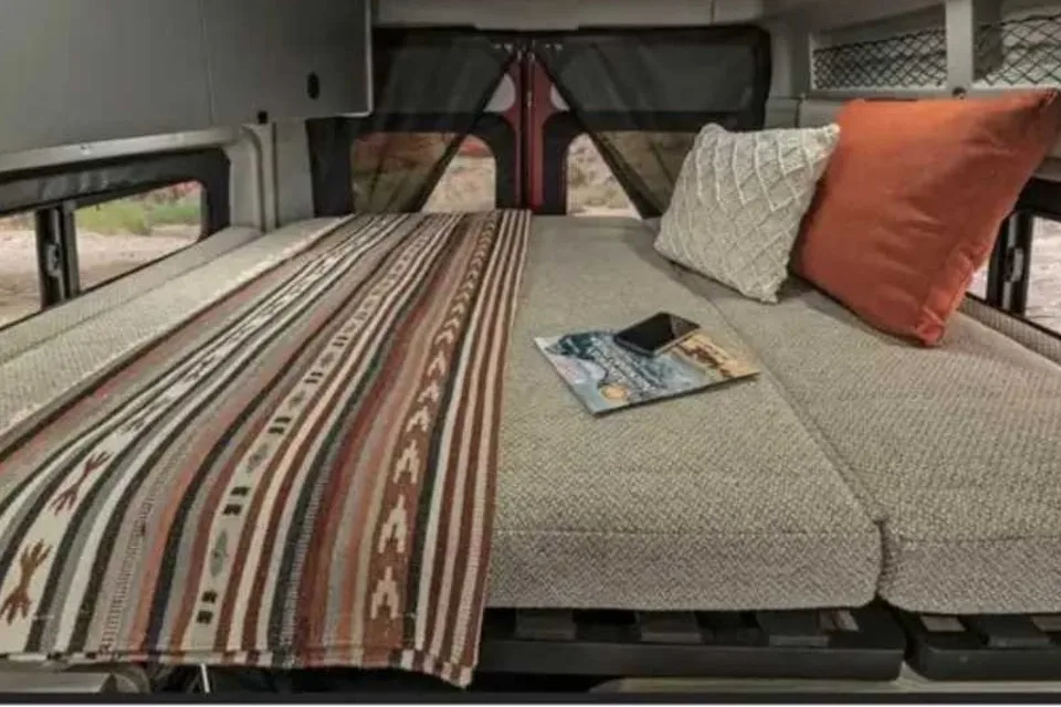 Aloha Steve's Winnebago Solis Class B