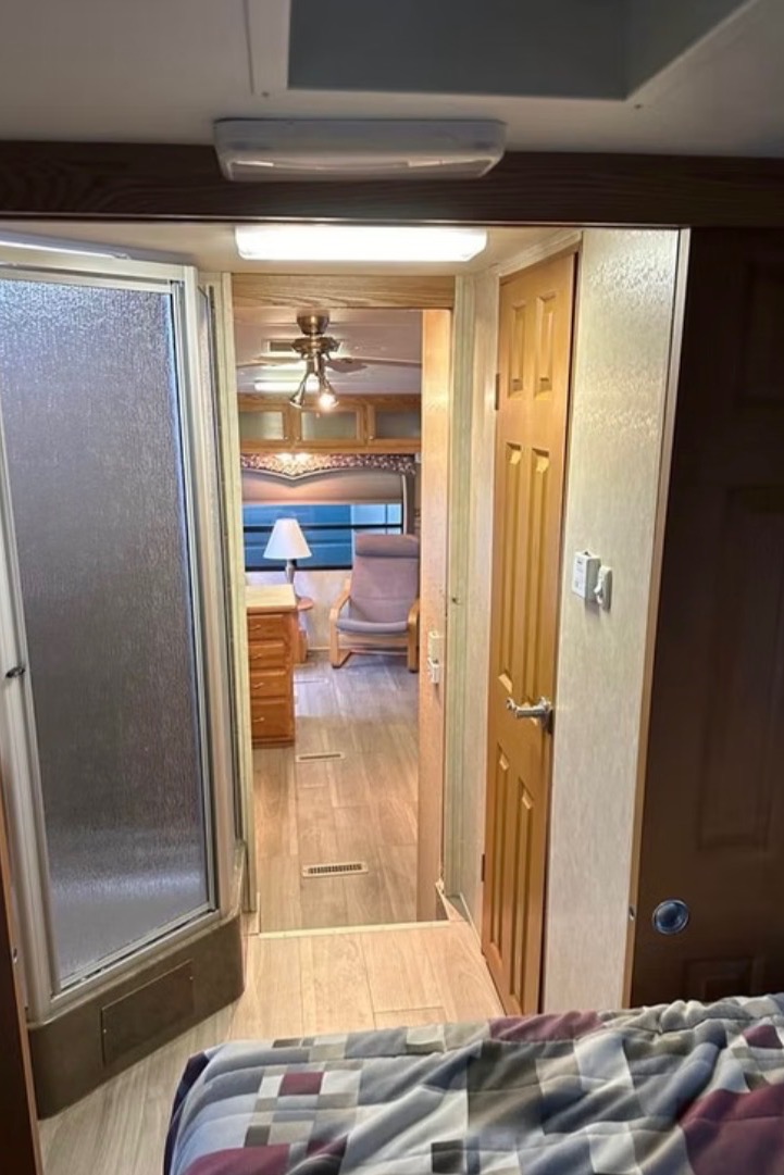 Walters Dutchmen Colorado Fifth Wheel