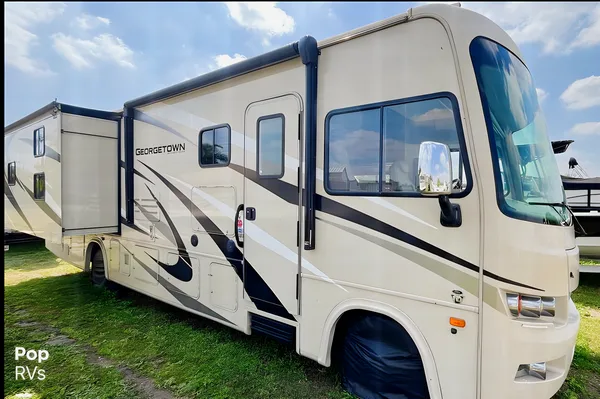 Fully Equiped Class A Bunkhouse