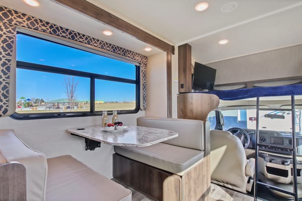Jayco Redhawk Class C With Solar