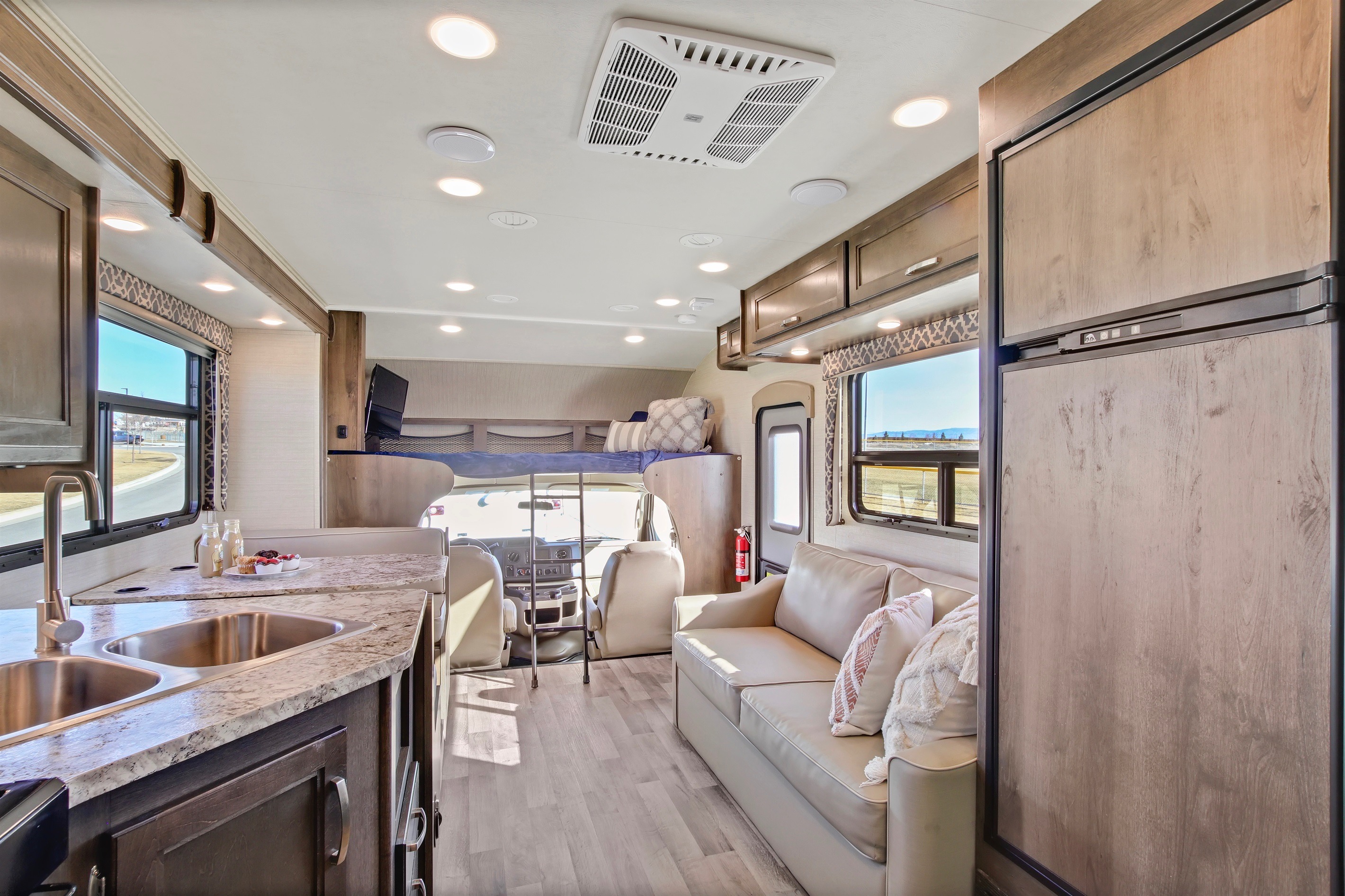 Jayco Redhawk Class C With Solar