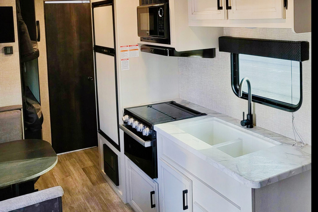 Making Memories with the Jayco Jayflight SLX8 264BH Travel Trailer