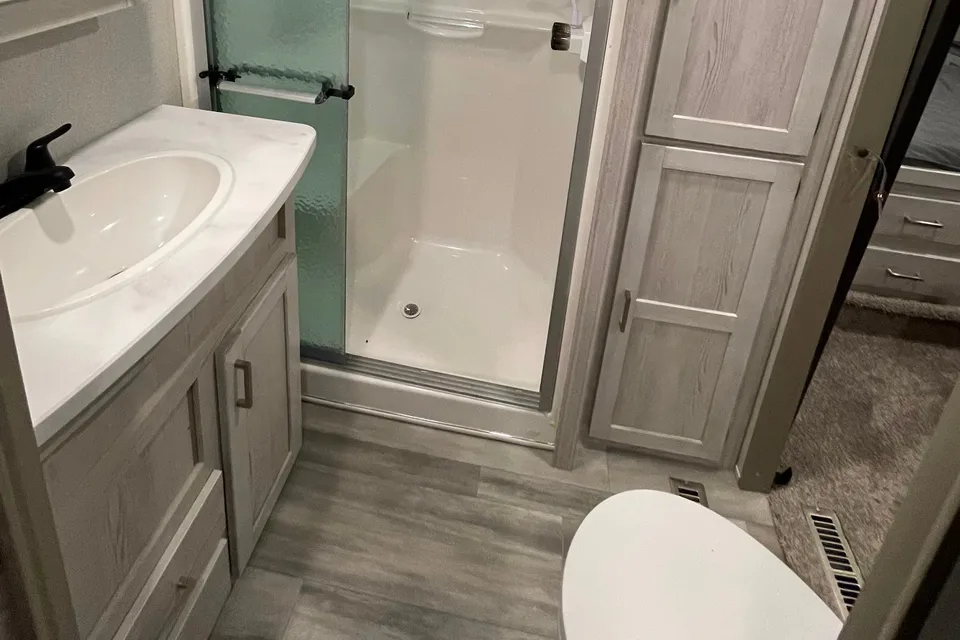 Shawna's Keystone 35bh Fifth Wheel