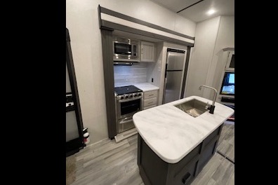 Shawna's Keystone 35bh Fifth Wheel