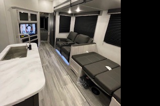 Shawna's Keystone 35bh Fifth Wheel